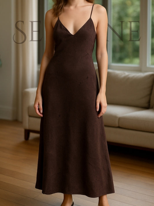 Serenne Long Dress - Backless, V-Neck, Elegant and Casual