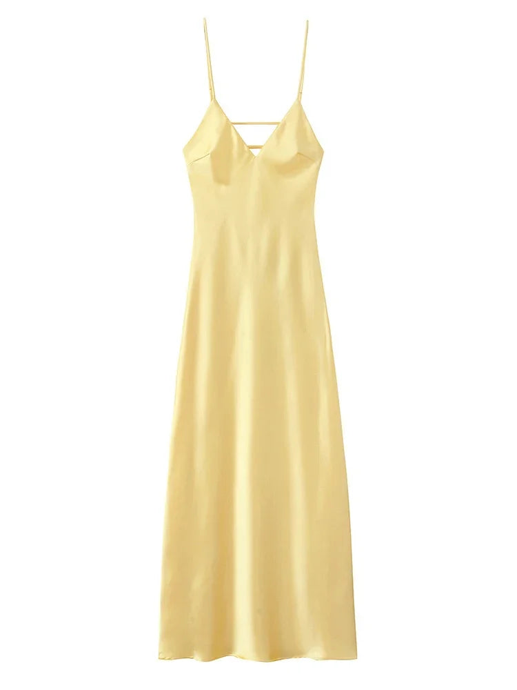 Serenne Long Dress - Backless, V-Neck, Elegant and Casual