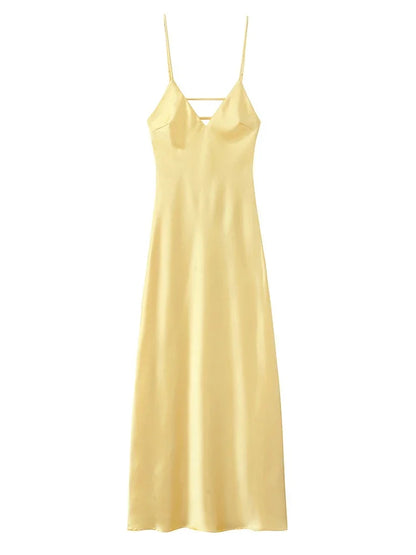 Serenne Long Dress - Backless, V-Neck, Elegant and Casual