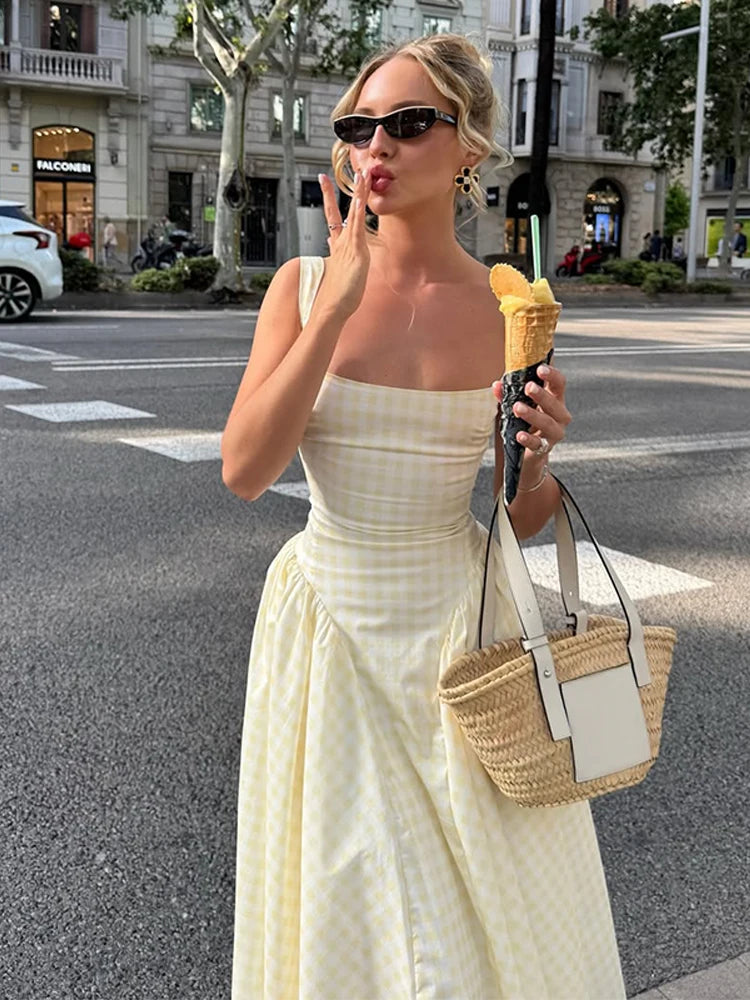 Elegant Short Dress - Sleeveless, High Waist, Square Neck, Chic, Urban Fashion
