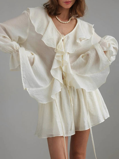 Serenne Bornladies Set - V-Neck Top and Loose Shorts, Casual Fashion, Elegant and Luxury