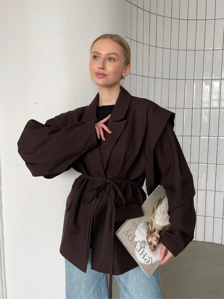 Serenne Blazer - Long Sleeves, Elegant and Luxurious